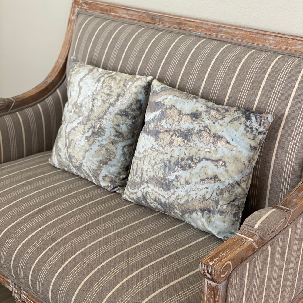 Marble style throw pillows set of two
